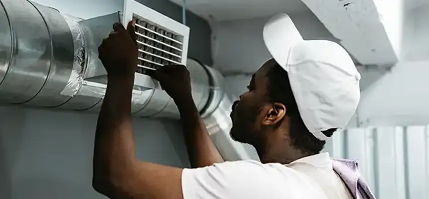 Our Licensed And Insured Cleaners in Franklin Park, IL